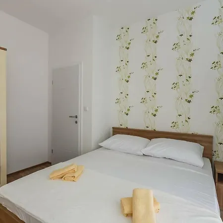 Nikola 3 Apartment Trogir