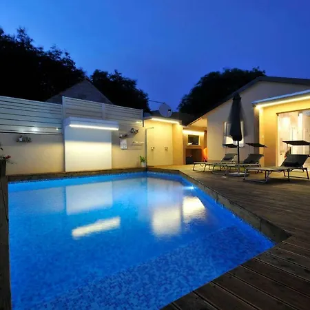 Nikola 3 * Trogir